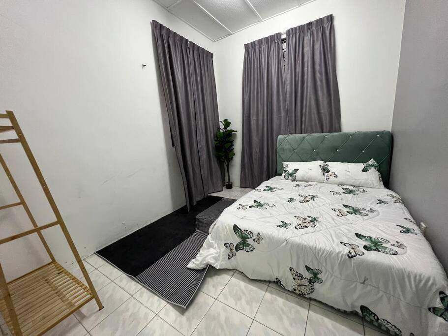 Rumah Melati By Impian Homestay Klia-Salak Tinggi-Nilai Sepang Exterior foto
